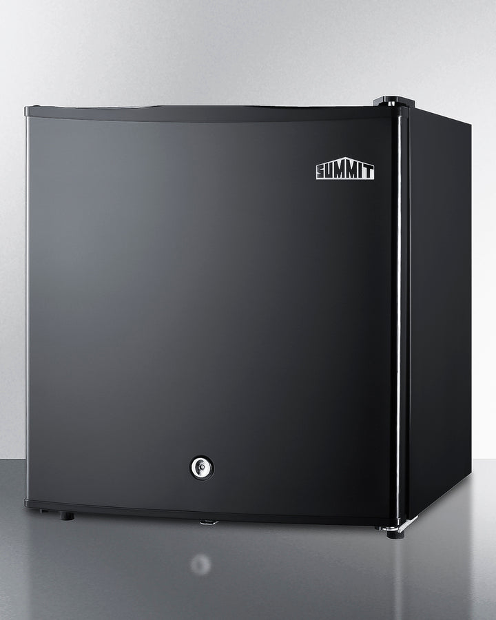 Summit - Compact Minibar 18” Wide Black - MB41B